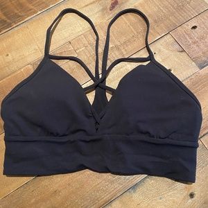 Lululemon Strappy Cross Front Sports Bra Sz 6